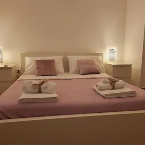 https://la-perla-di-noto.sicilyhotelsitaly.net