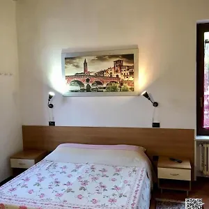 Casa Vérone