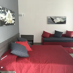 https://la-dimora-di-garibaldi.hotels-amalfi.com