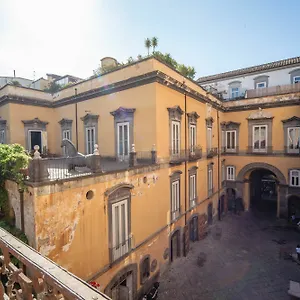 https://donna-maria-suites.hotels-amalfi.com