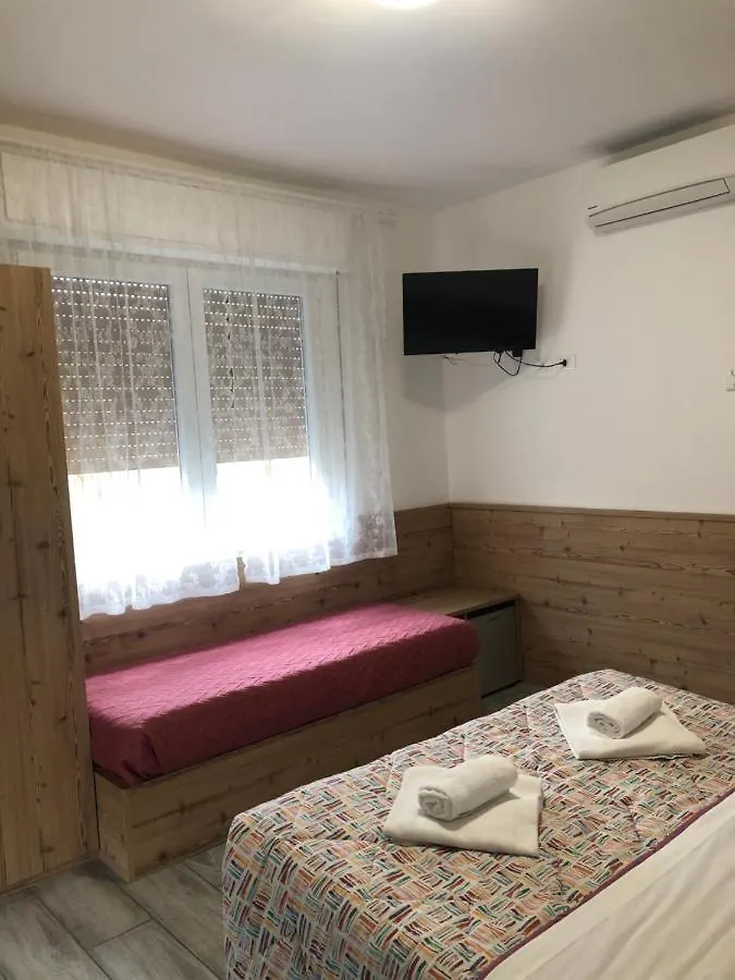 Hotel Casa Mia Verona 0*,